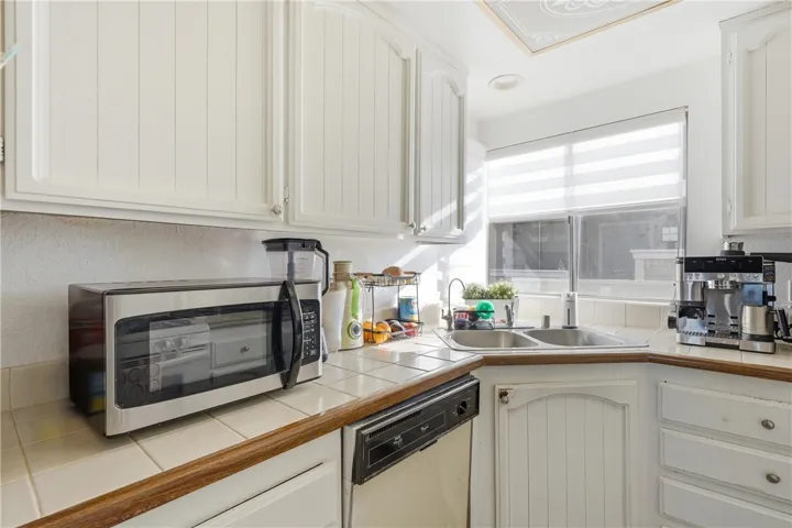 125 W South, Anaheim, California 92805