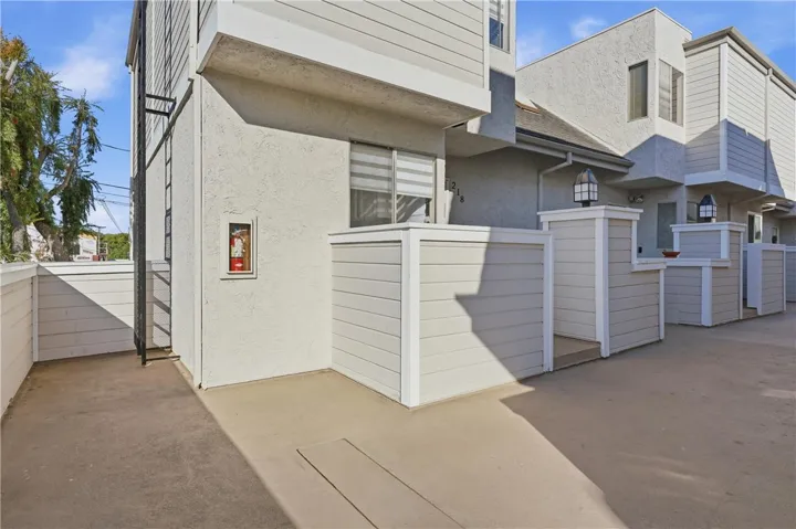 125 W South, Anaheim, California 92805