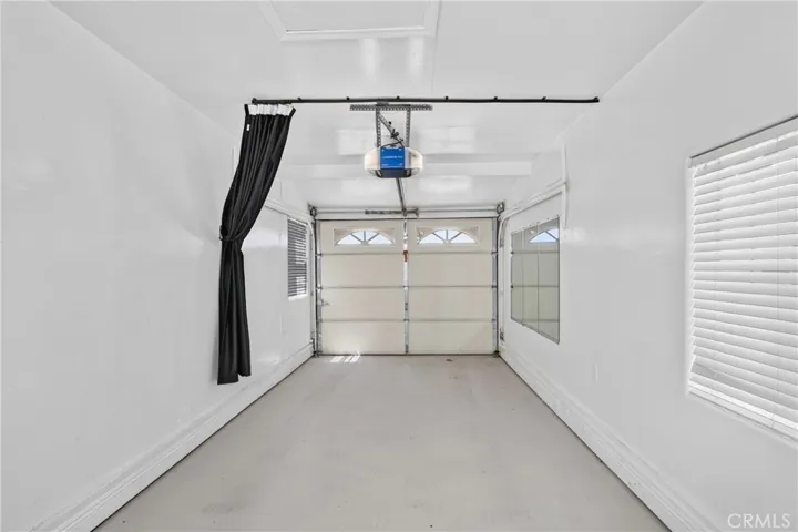 FRONT HOUSE GARAGE