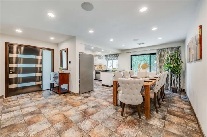 Large Dining Area that is adjacent to the Kitchen