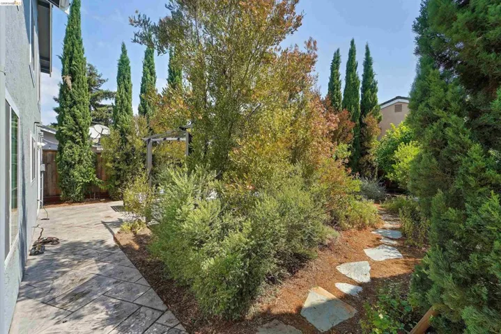 26670 Joshua St, Hayward, California 94544