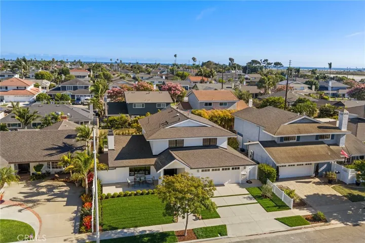 9072 Niguel Circle, Huntington Beach, California 92646