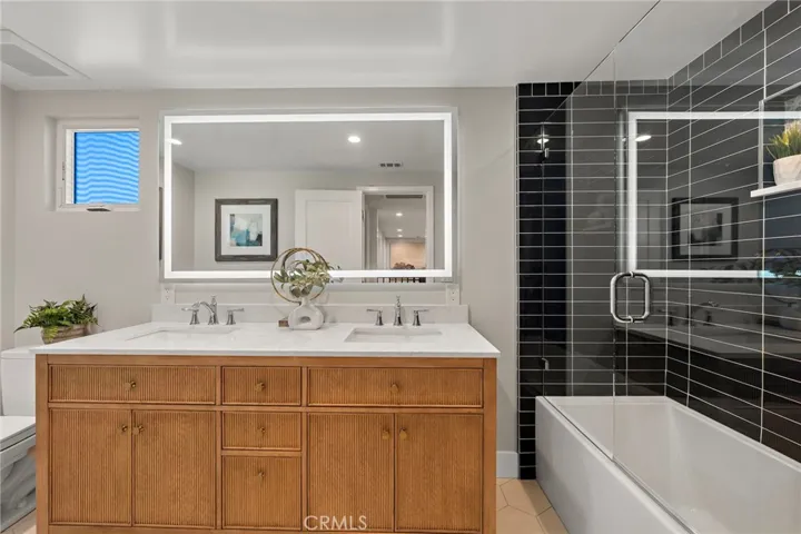 9072 Niguel Circle, Huntington Beach, California 92646