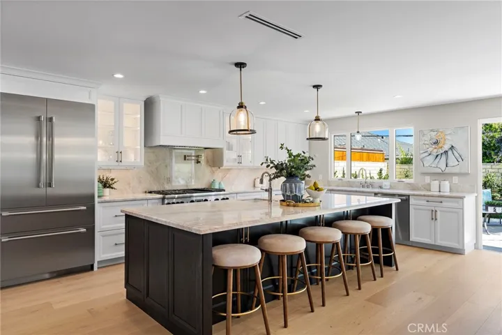 9072 Niguel Circle, Huntington Beach, California 92646