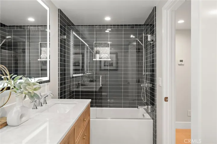 9072 Niguel Circle, Huntington Beach, California 92646
