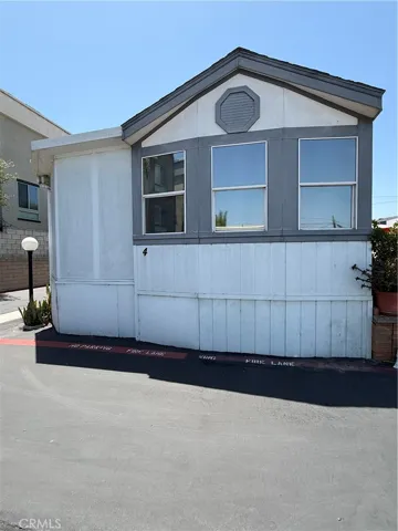 1660 Whittier Ave 4, Costa Mesa, California 92627