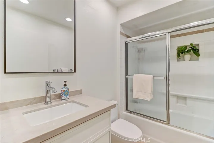 4013 Calle Sonora Oeste 3a, Laguna Woods, California 92637