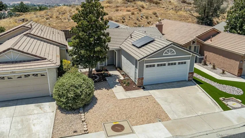 27969 Hillpointe, Menifee, California 92585
