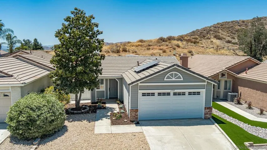 27969 Hillpointe, Menifee, California 92585