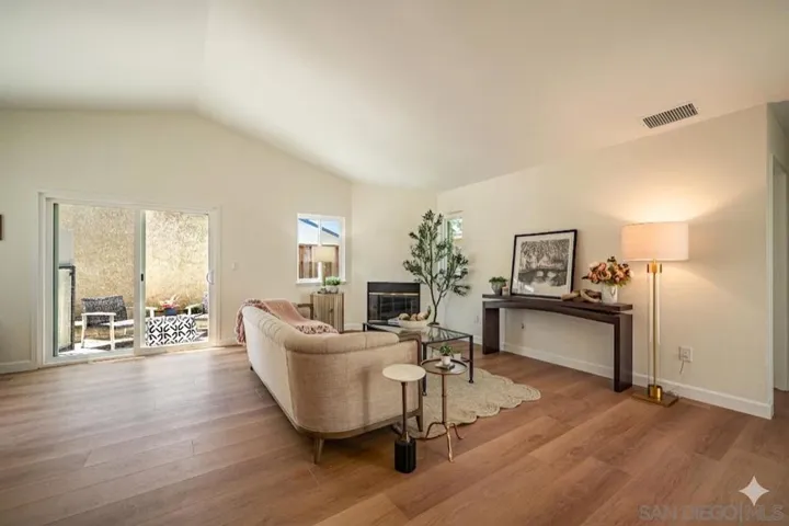 27969 Hillpointe, Menifee, California 92585