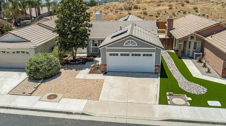 27969 Hillpointe, Menifee, California 92585