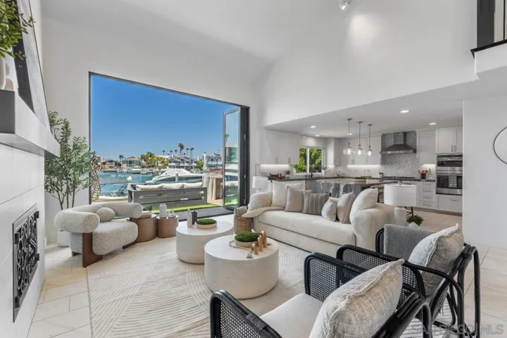 27 Green Turtle, Coronado, California 92118