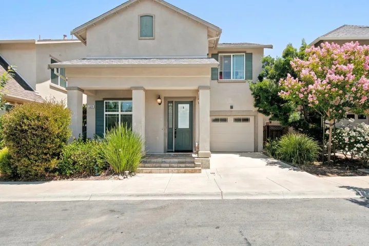 2209 Sahara Circle, Hollister, California 95023