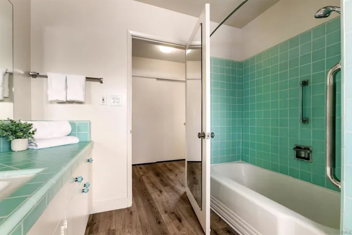 8511 Avenida De Las Ondas, La Jolla, California 92037
