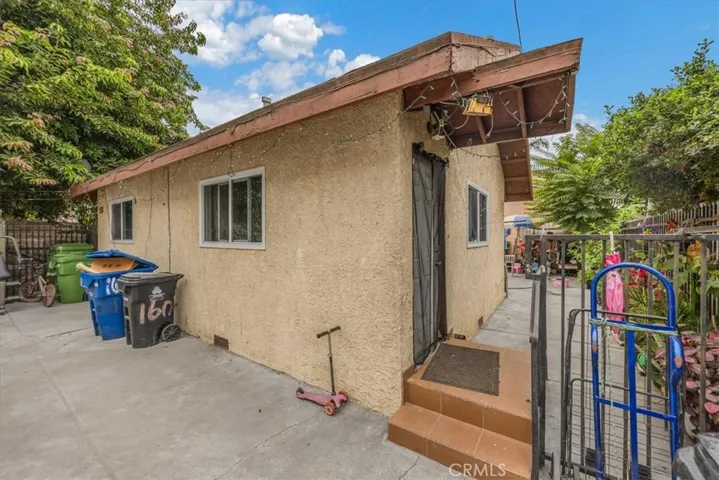 158 W Martin Luther King Jr, Los Angeles, California 90037