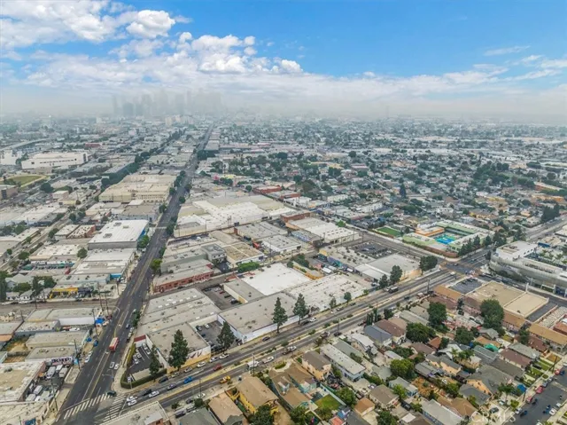 158 W Martin Luther King Jr, Los Angeles, California 90037