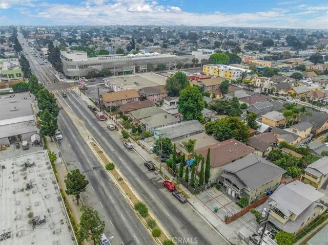 158 W Martin Luther King Jr, Los Angeles, California 90037