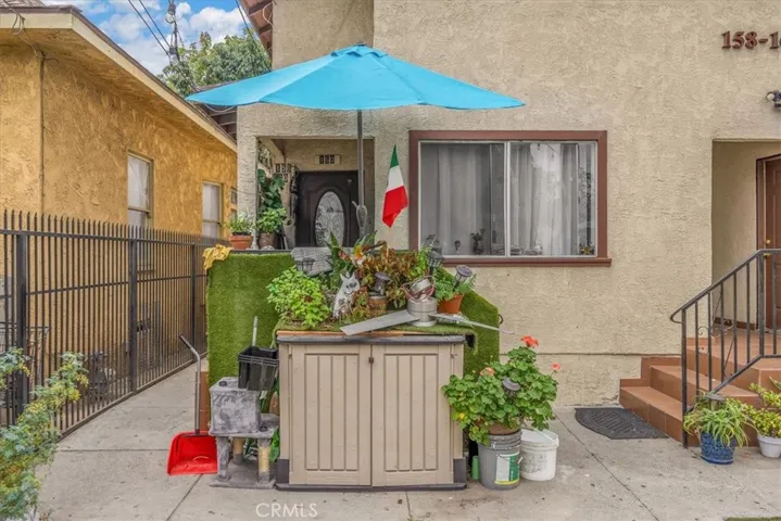 158 W Martin Luther King Jr, Los Angeles, California 90037