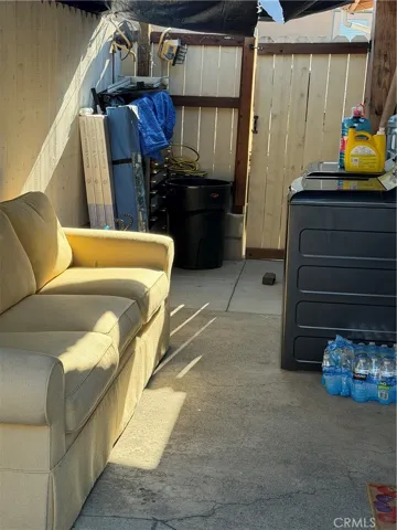 681 Victoria, Costa Mesa, California 92627