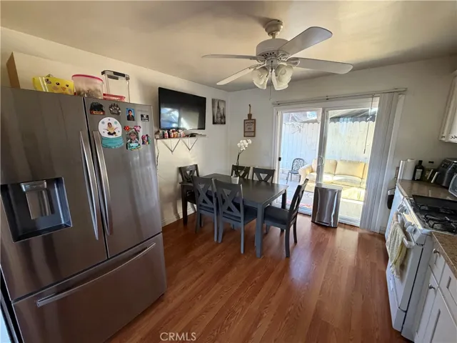 681 Victoria, Costa Mesa, California 92627