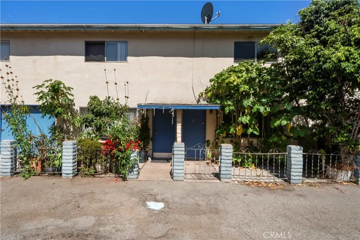 681 Victoria, Costa Mesa, California 92627