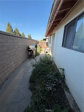 681 Victoria, Costa Mesa, California 92627