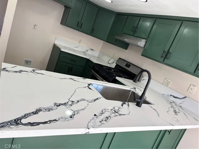 10611 Garibaldi, California City, California 93505