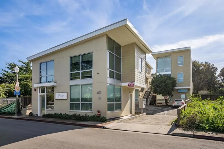 411 Dondee B, Pacifica, California 94044