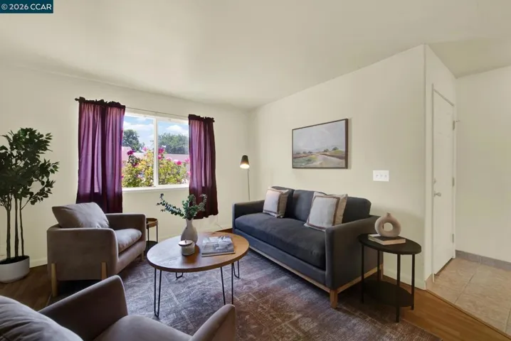 221 Eric Cir, Galt, California 95632