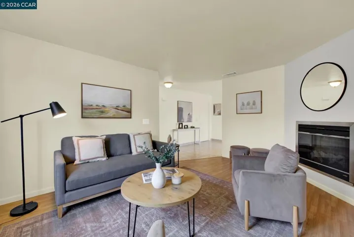 221 Eric Cir, Galt, California 95632