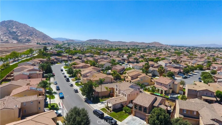 1441 Albillo, Perris, California 92571