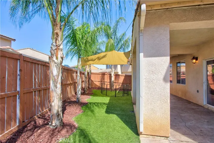 1441 Albillo, Perris, California 92571