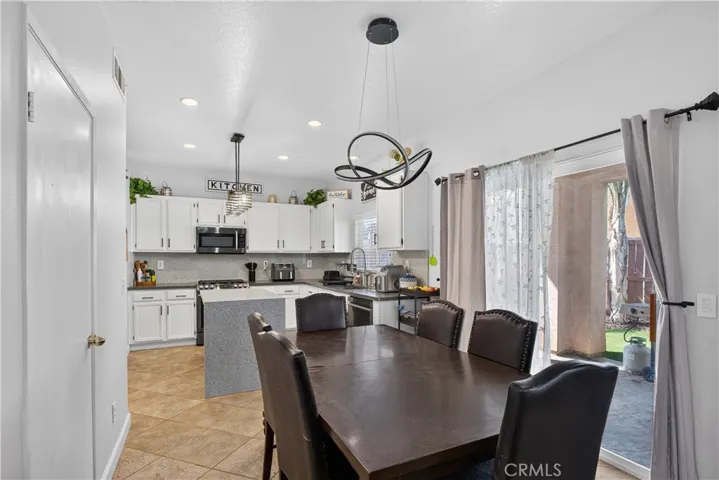1441 Albillo, Perris, California 92571