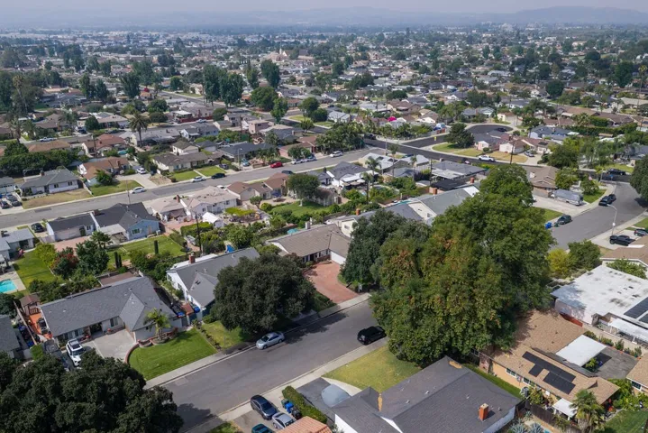 1482 Elmcroft Avenue, Pomona, California 91767