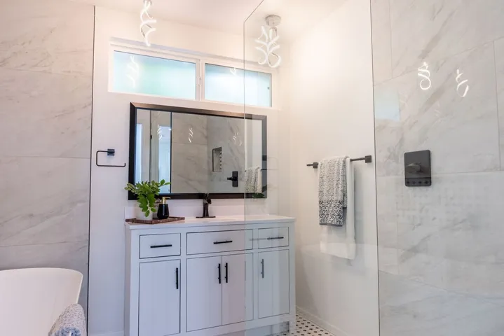 1482 Elmcroft Avenue, Pomona, California 91767