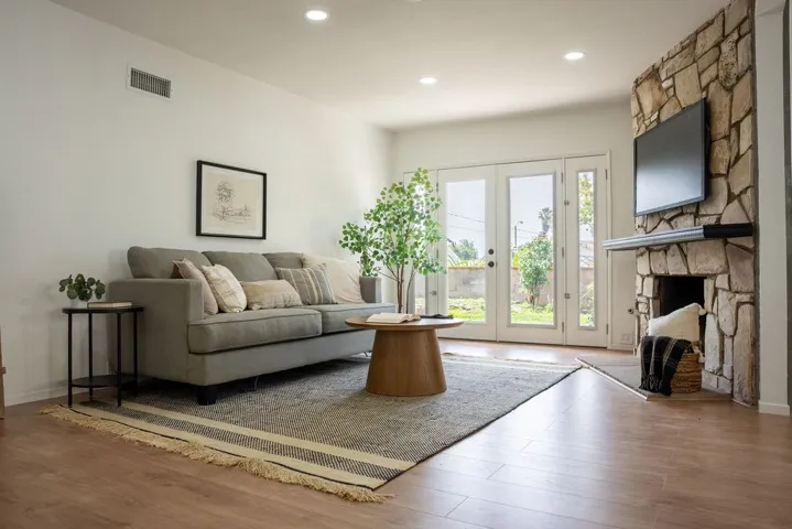 1482 Elmcroft Avenue, Pomona, California 91767
