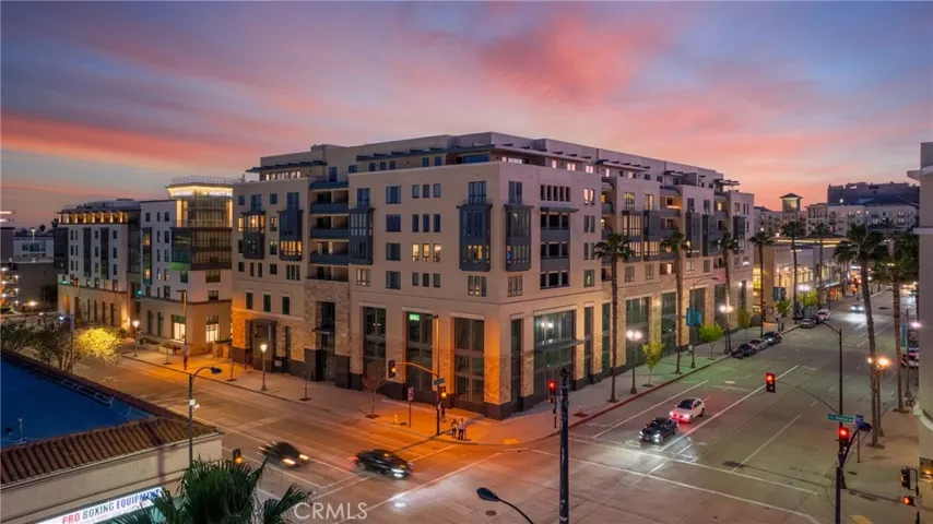 39 S Los Robles Avenue 6010, Pasadena, California 91101