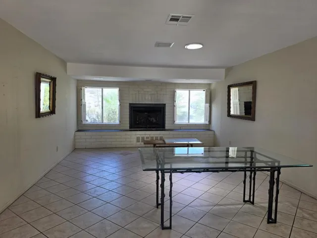 Dining Room / TV room