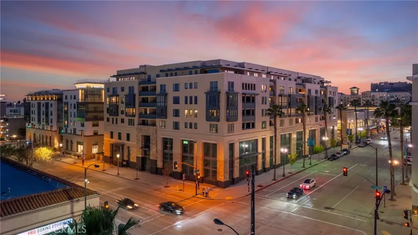 39 S Los Robles Avenue 6010, Pasadena, California 91101