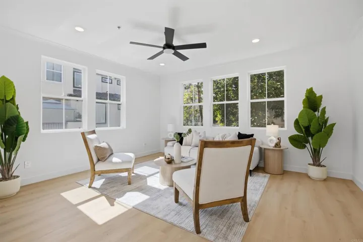 1590 Paseo Aurora, San Diego, California 92154
