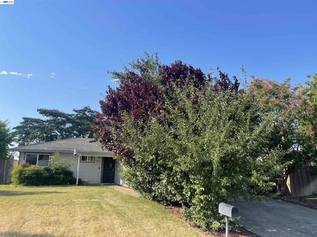 9901 Burline Street, Sacramento, California 95827