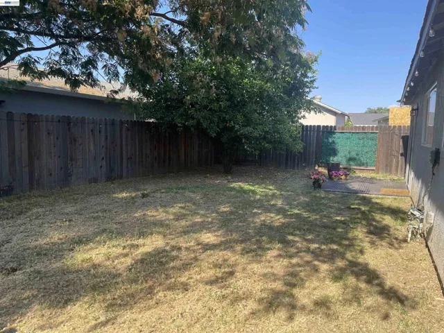 9901 Burline Street, Sacramento, California 95827