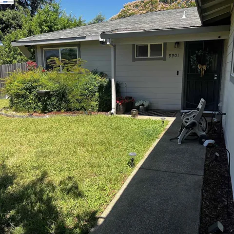 9901 Burline Street, Sacramento, California 95827