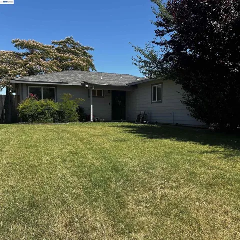 9901 Burline Street, Sacramento, California 95827