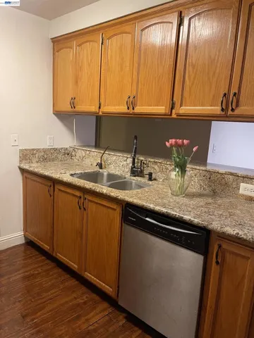 9901 Burline Street, Sacramento, California 95827