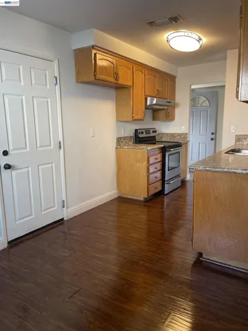 9901 Burline Street, Sacramento, California 95827