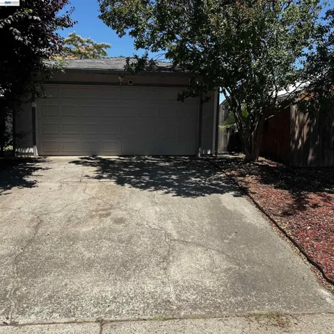 9901 Burline Street, Sacramento, California 95827