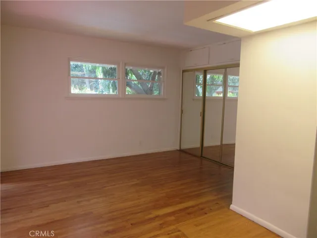 8813 Nestle, Northridge, California 91325