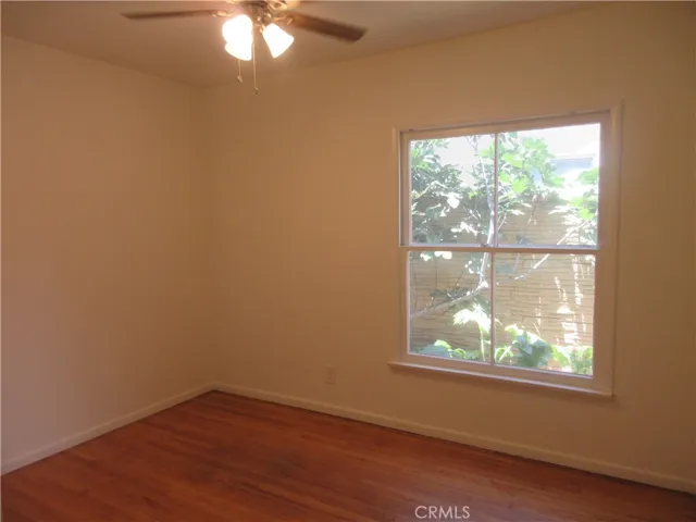 8813 Nestle, Northridge, California 91325