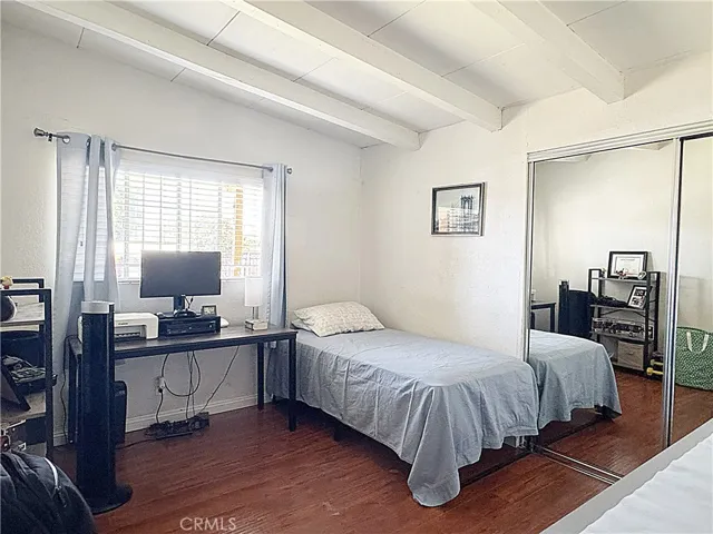 1st bedroom